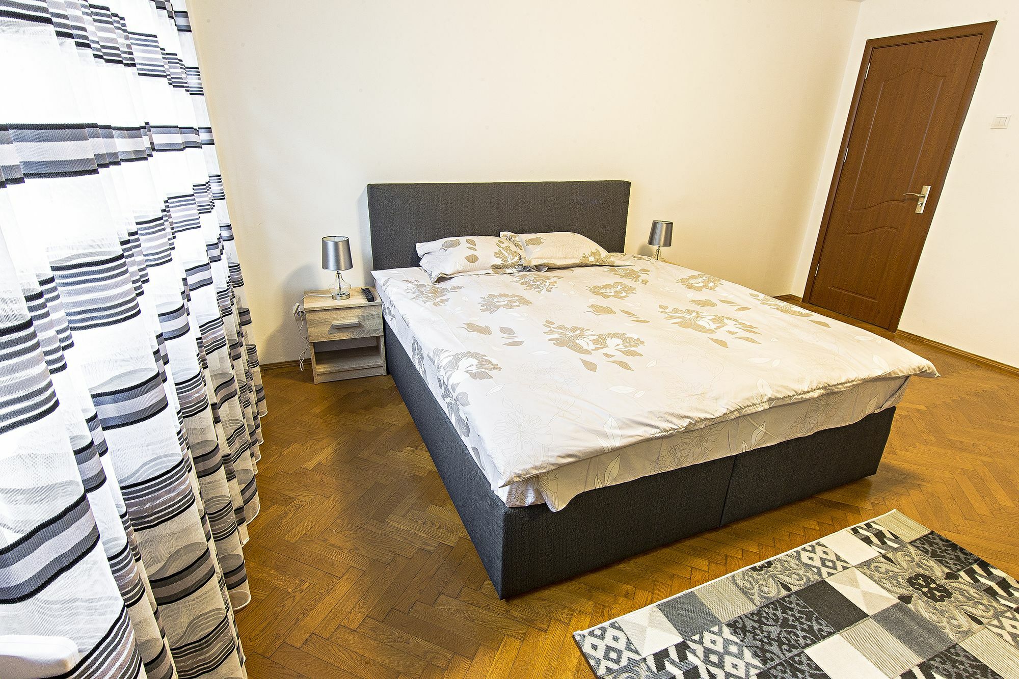 Athenee Residence 1 Букурещ Екстериор снимка